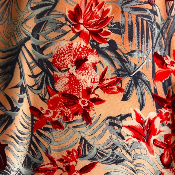 XS BCBG Flower Dress Preowned - Picture 3 of 6